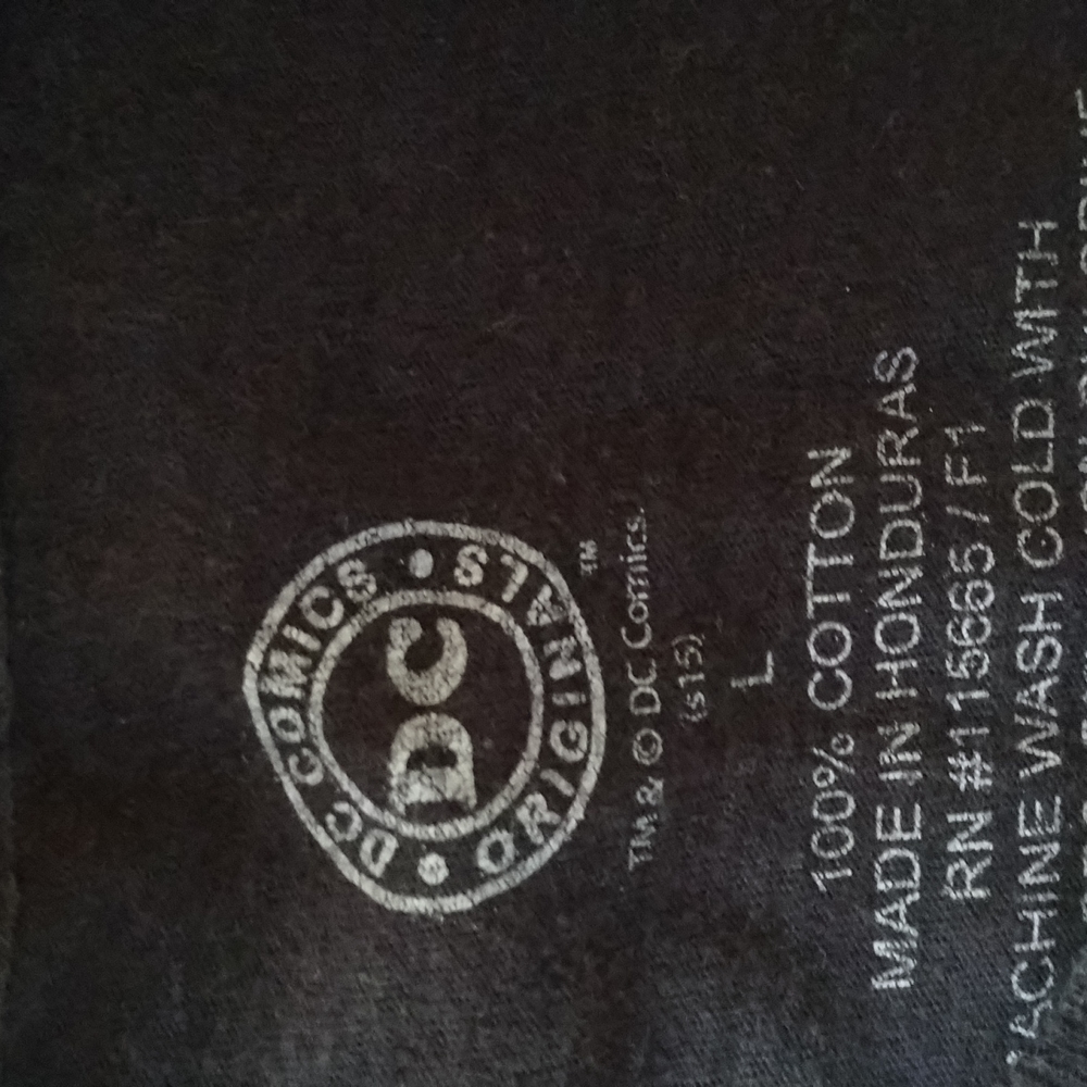 DC comics tee - Picture 3 of 3